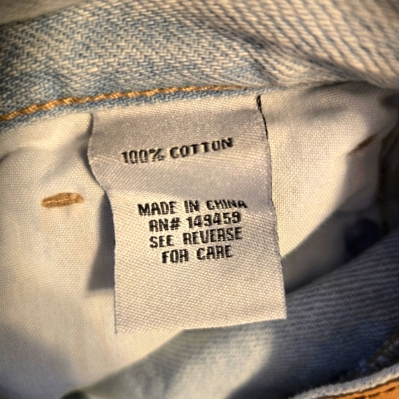 Ashley Mason Light Blue Distressed Boyfriend Jeans, Size 9. - Picture 7 of 7